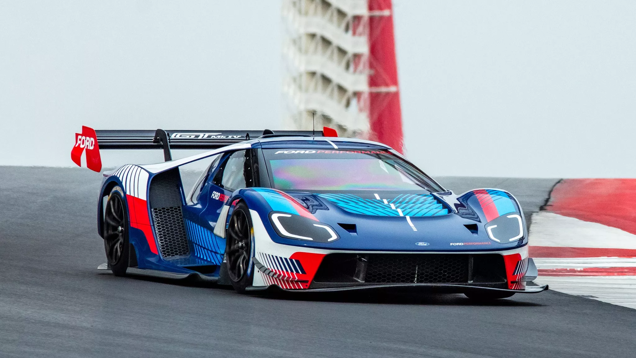ford-gt-mk-iv-obliterates-the-corvette-zr1x-at-the-nurburgring-and-its-not-even-close