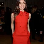 A new beginning: Aubrey Plaza is expecting her first baby with Christopher Abbott 5 459948c2c93cc7b2e4734211bc85d069a4-21-aubrey-plaza.rvertical.w330