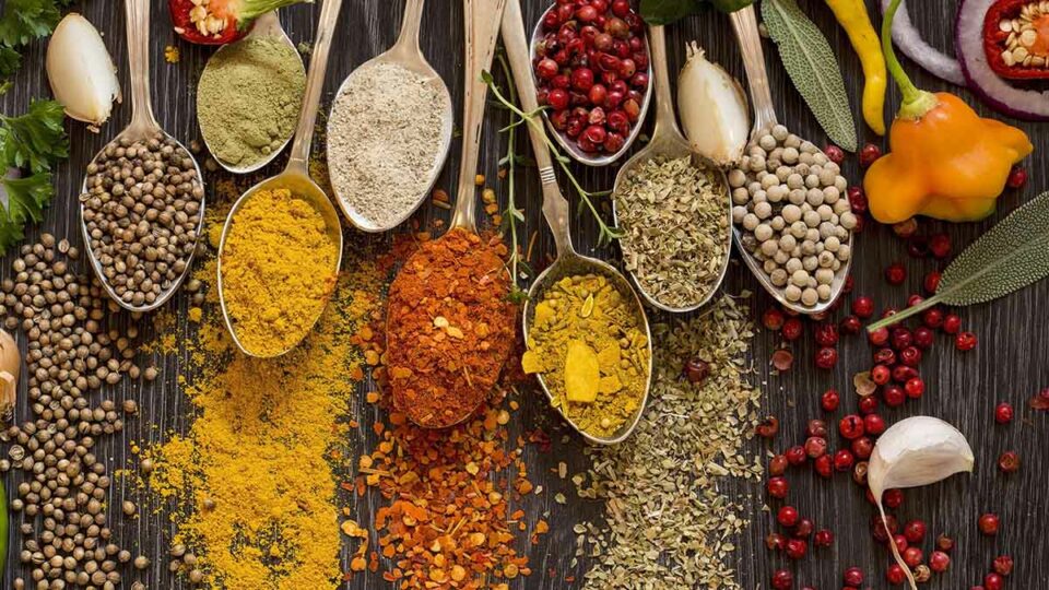 the-spices-in-your-kitchen-may-fight-inflammation-hundreds-of-times-better-when-combined-new-research-finds