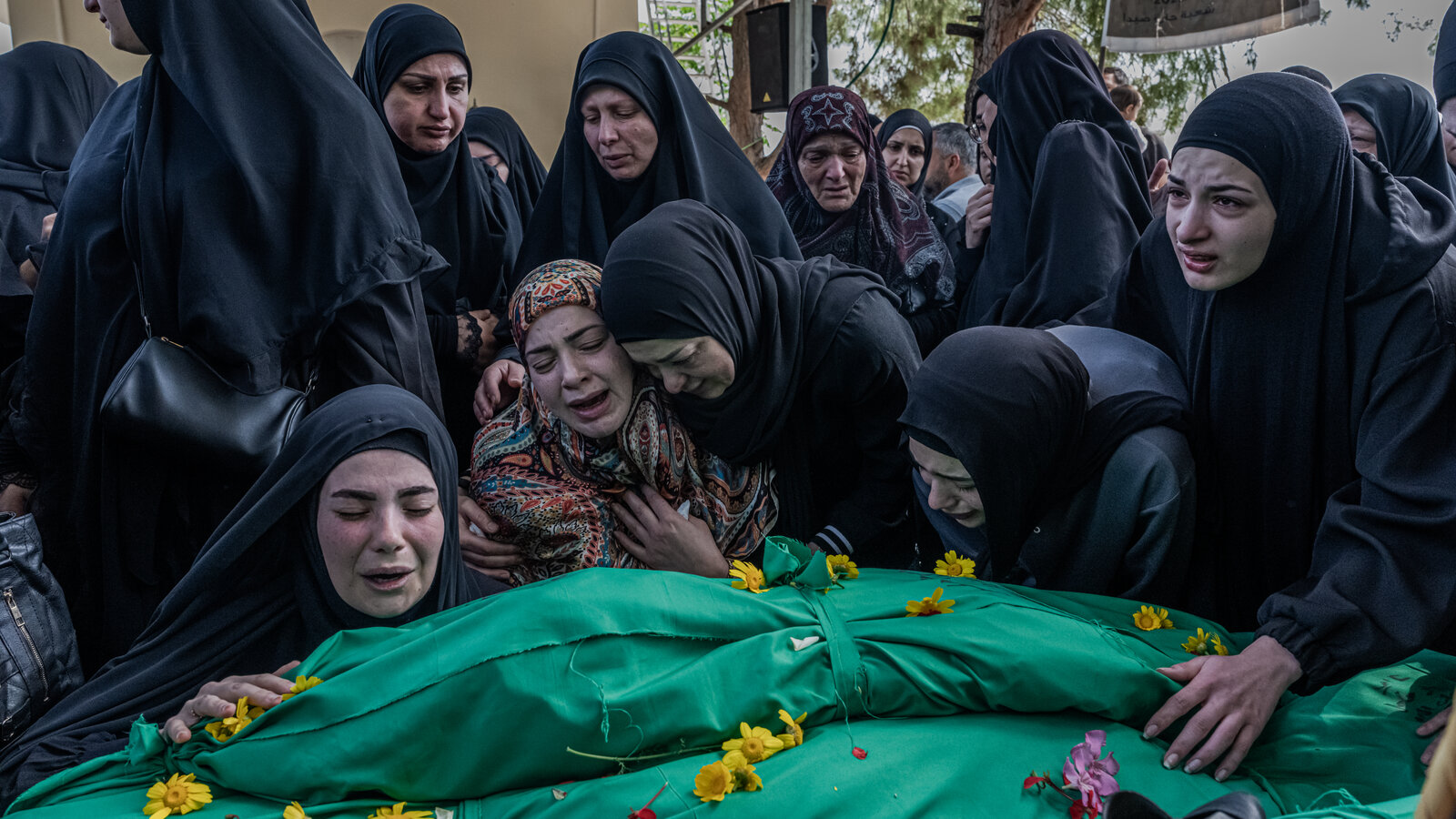 lebanon-hezbollah-israel-war-2026-lull-in-fighting-allows-families-to-bury-their-dead