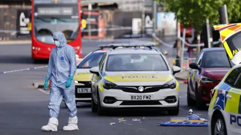 uk-raises-terror-threat-level-to-severe-after-antisemitic-attack-in-london