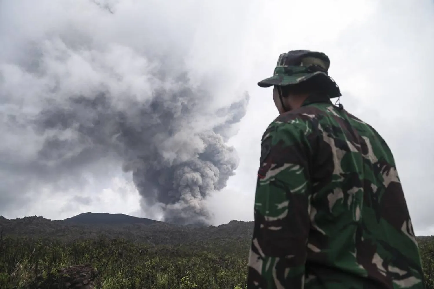 two-singaporeans-killed-in-indonesia-volcano-eruption-at-mount-dukono