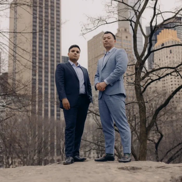 Ex-Wall Street Bankers Cash In as AI Trainers, Charging Banks $25,000 a Day to Bridge the Tech Gap