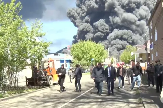 Toxic Black Rain Falls in Russia as Ukraine Hits Tuapse Oil Facilities Repeatedly