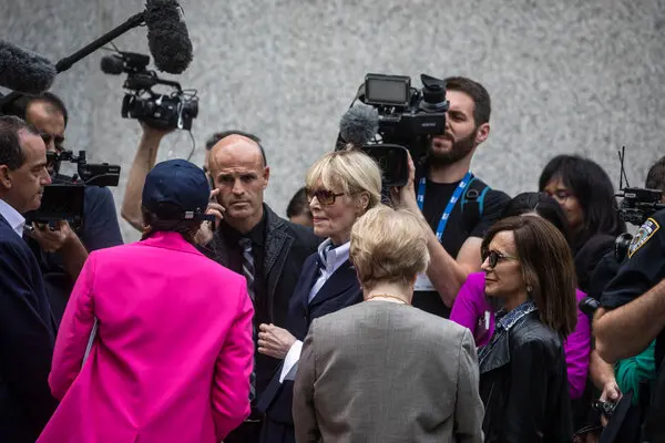 justice-departments-e-jean-carroll-inquiry-turns-scrutiny-toward-trumps-private-critics