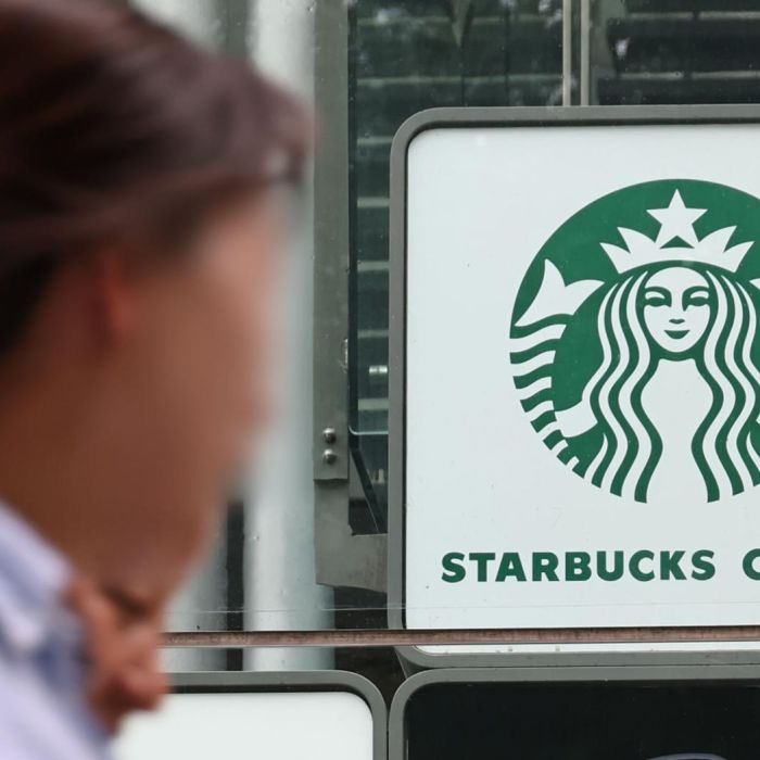 Starbucks Korea Faces Major Sales Crash After Controversial “Tank Day” Campaign Sparks Nationwide Outrage