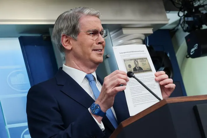 white-house-pushes-for-250-bill-featuring-trumps-portrait-to-mark-americas-250th-anniversary