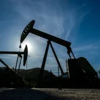 Peace Talks Hit Turbulence: Oil Prices Climb as US Strikes Iran Amid Diplomatic Push 6 Oil Prices Climb as US Strikes Iran