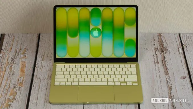 Googlebooks Could Face a Chromebook-Sized Problem as US Schools Begin Switching to Apple’s MacBook Neo