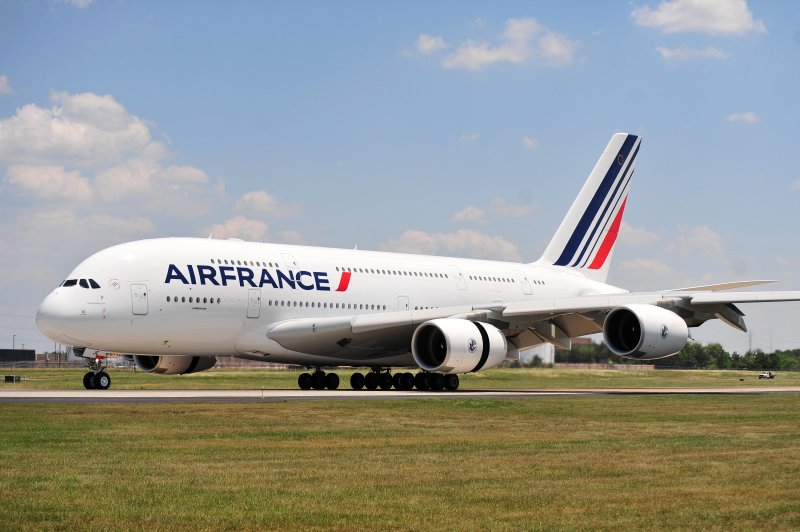 air-france-flight-diverted-to-canada-after-us-blocks-entry-over-ebola-travel-restrictions