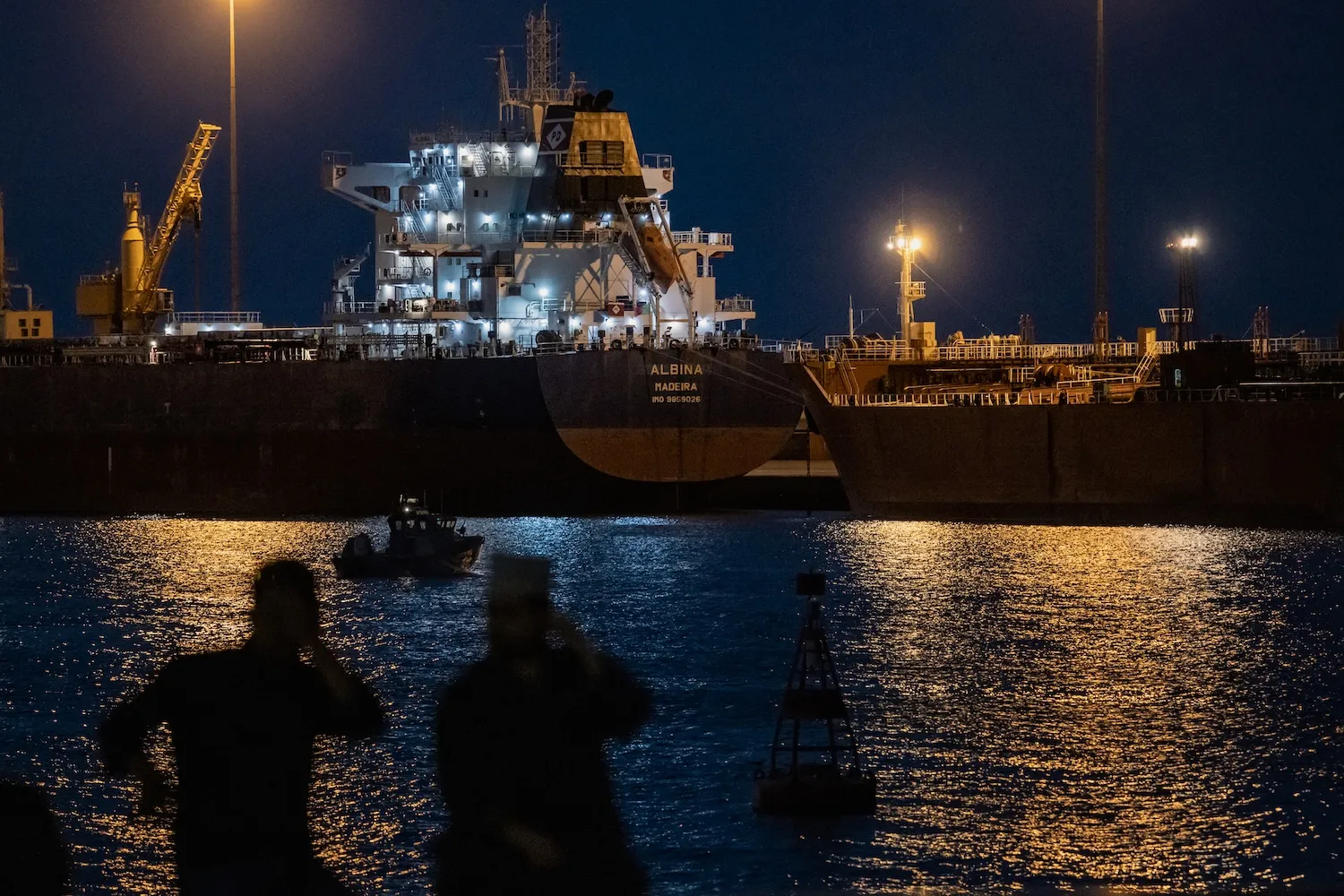 strait-of-hormuz-dark-shipping-how-vessels-sneak-past-iran-with-us-military-help