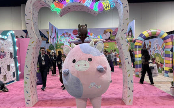 Berkshire Bazaar of Bargains 2026 Marks a Quieter, New Era for Berkshire Hathaway