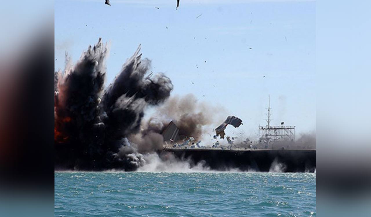 us-military-fires-missile-at-blockade-runner-near-iranian-port-after-20-plus-ignored-warnings