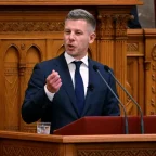 Péter Magyar Sworn In as Hungary's New PM, Closing the Door on 16 Years of Orbán 5 Péter Magyar Sworn In as Hungary's New PM