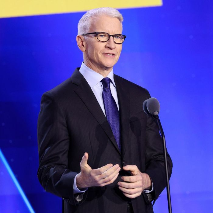 Anderson Cooper Says Goodbye to “60 Minutes” After 20 Years With a Heartfelt Plea