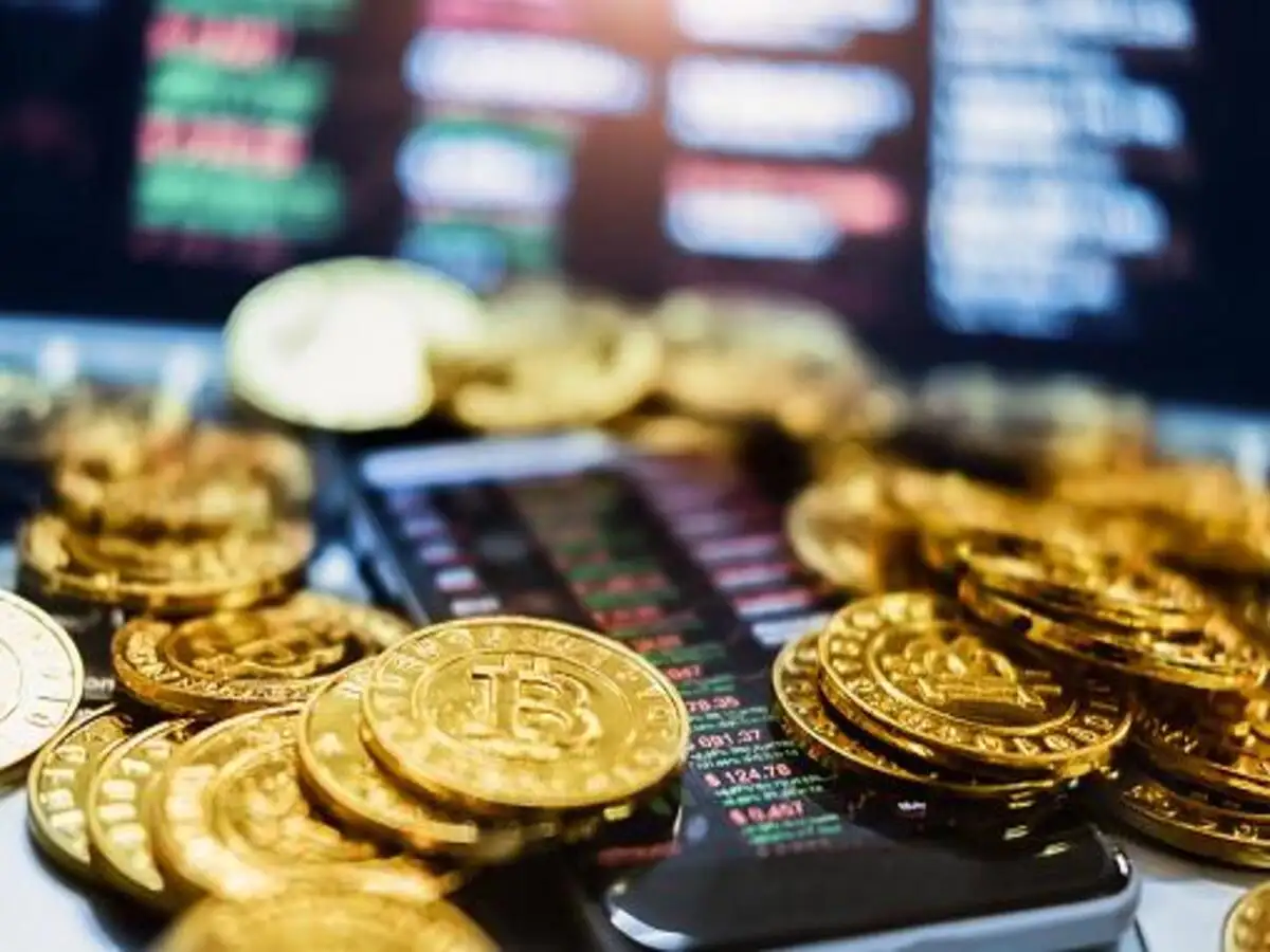 bitcoin-price-77700-why-analysts-are-watching-the-75000-support-zone