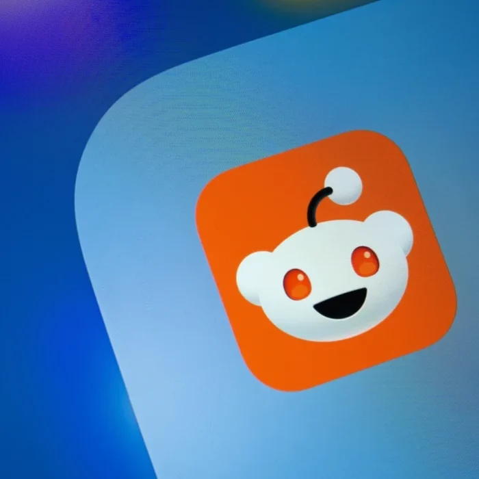 Reddit Blocks Mobile Web Access With Forced App Download Popup, Sparks User Outrage
