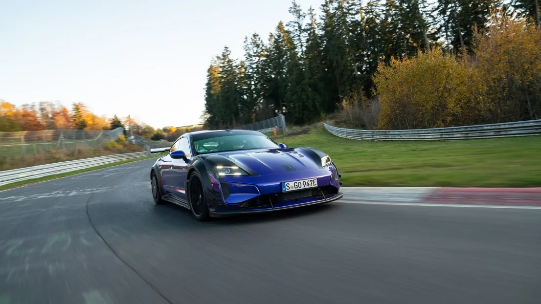 manthey-spec-porsche-taycan-turbo-gt-smashes-nurburgring-record-by-12-seconds