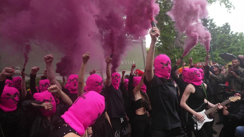 pussy-riot-storms-venice-biennale-2026-forcing-russian-pavilion-to-shut-down
