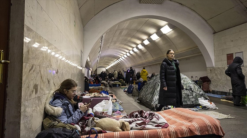 inside-a-kyiv-bomb-shelter-russias-daytime-drone-swarm-becomes-a-night-of-missile-fire