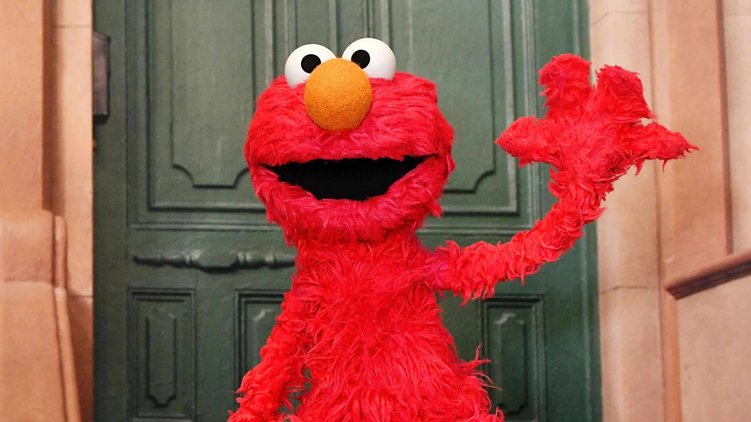 sesame-street-movie-heads-to-netflix-after-warner-bros-loses-the-rights