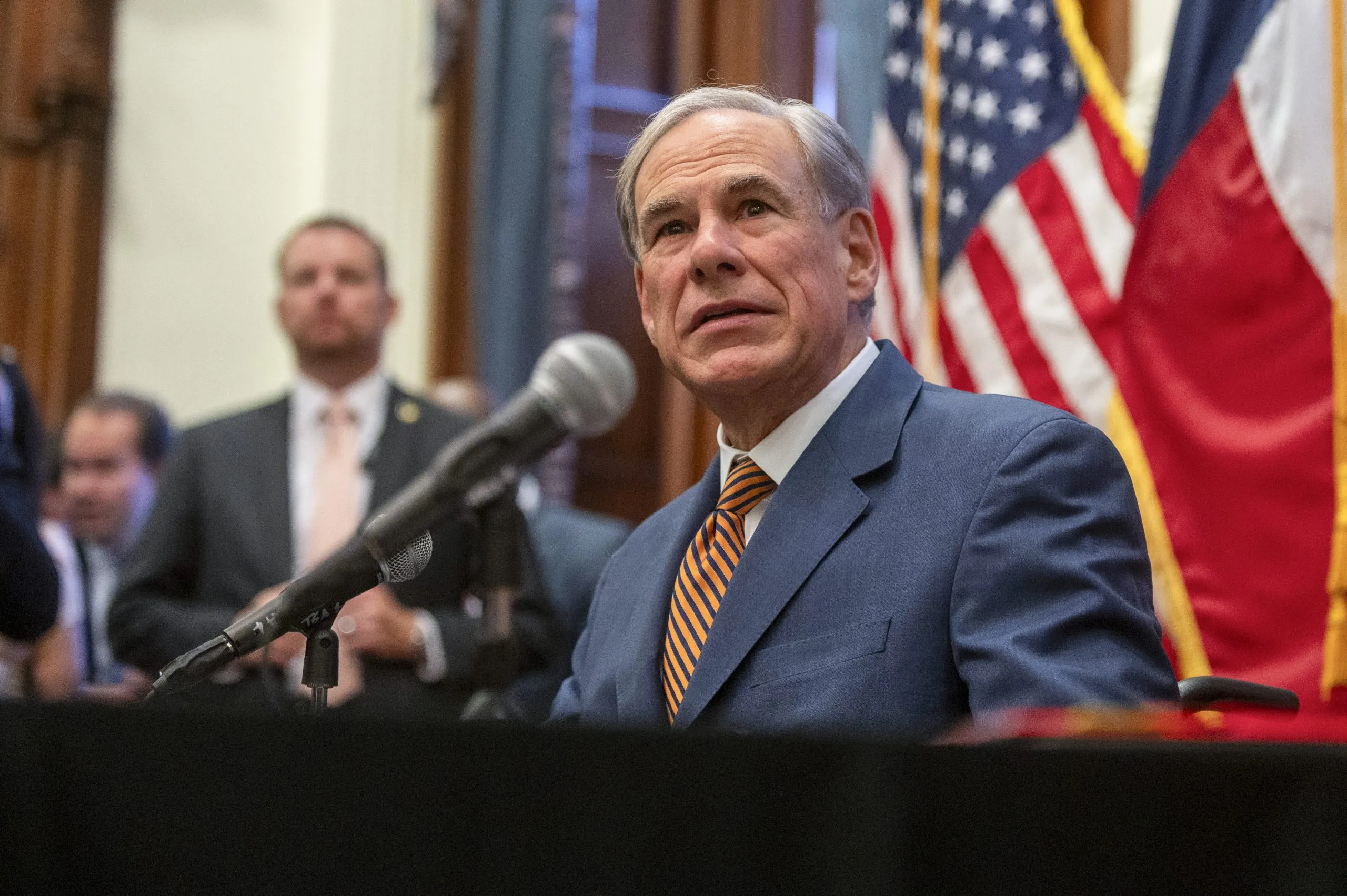 abbott-rallies-texas-gop-vows-to-demolish-democrats-and-crack-down-on-h-1b-visas