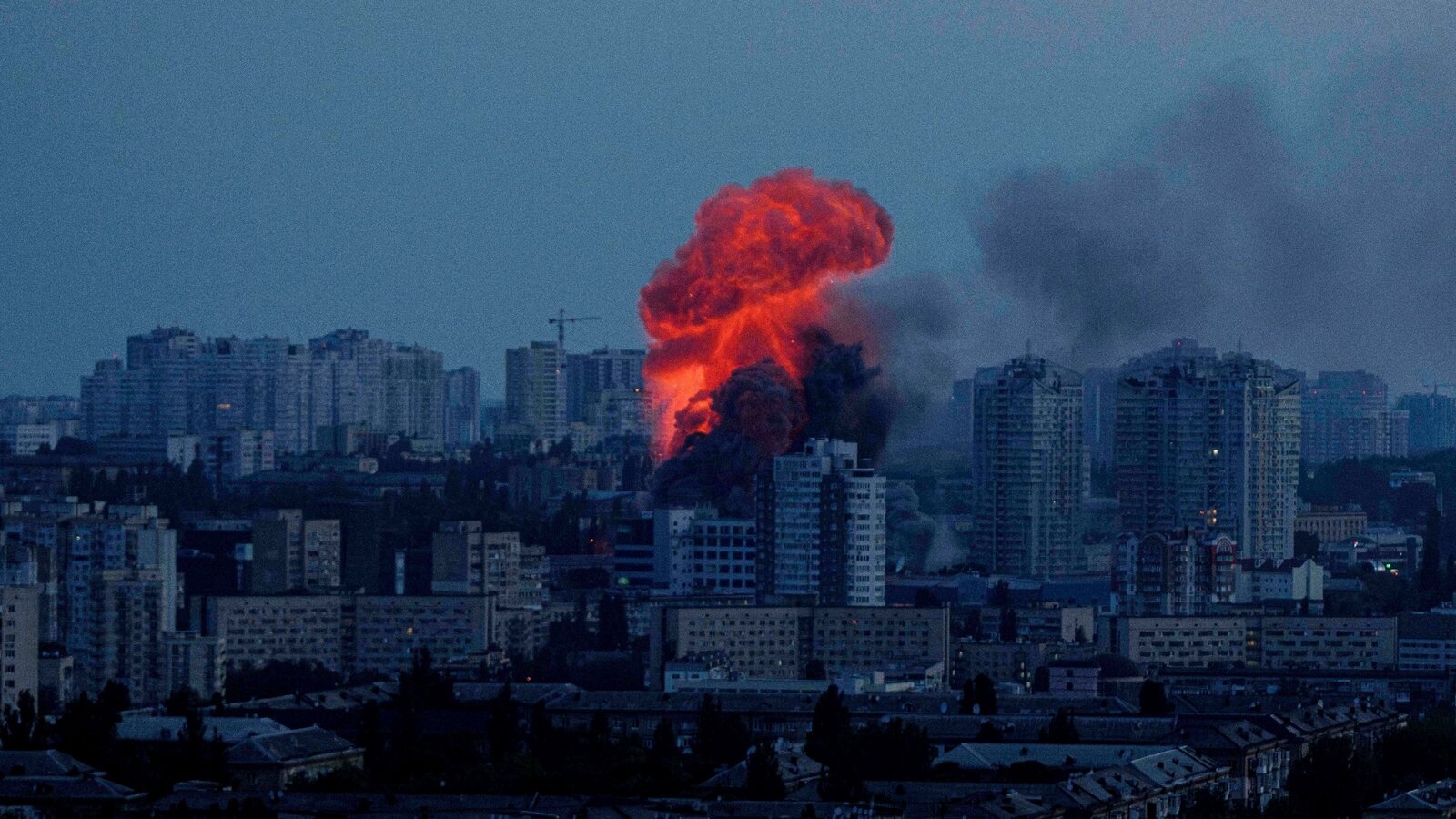 ukraines-drone-swarms-overwhelm-russian-air-defenses-as-june-sets-record-for-deep-strikes