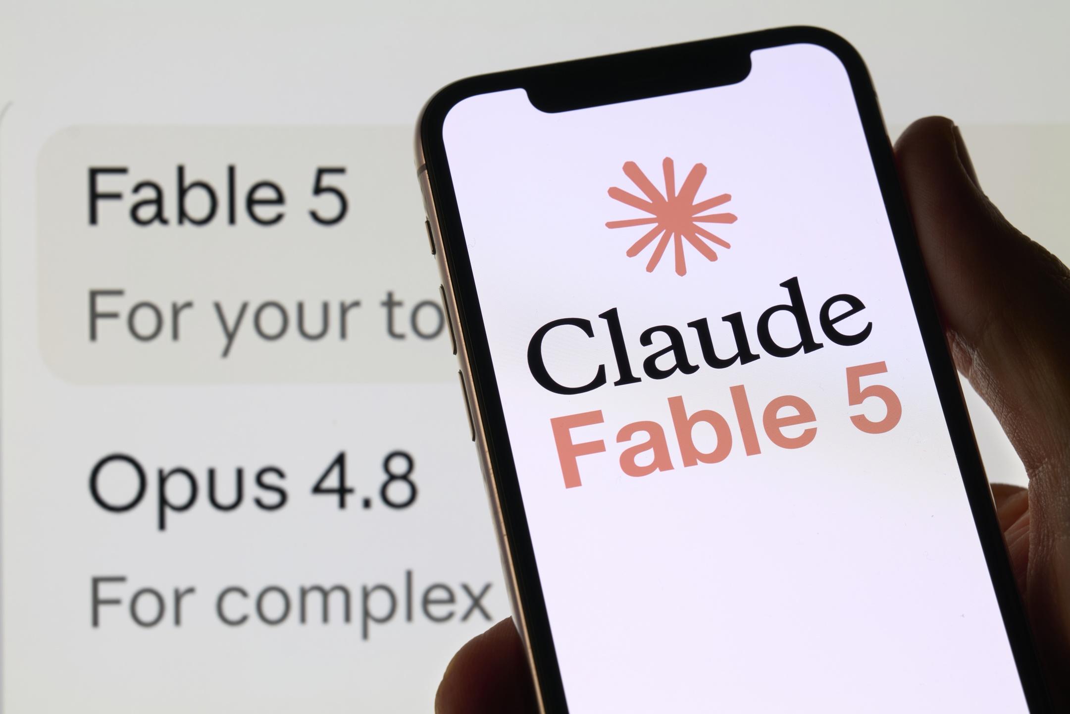 why-is-claude-fable-5-down-us-government-orders-anthropic-to-pull-its-top-ai-models