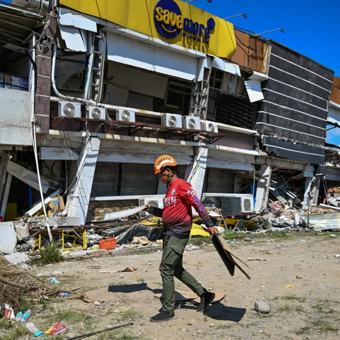 Philippines Reels From Its Strongest Earthquake in Half a Century