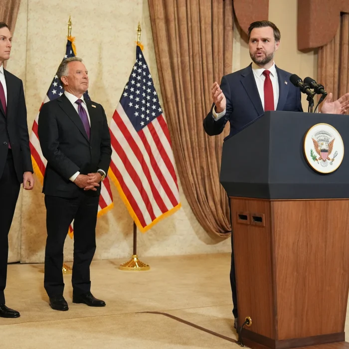 US-Iran Peace Deal Set for Sunday Signing, But Tehran Keeps the World Guessing