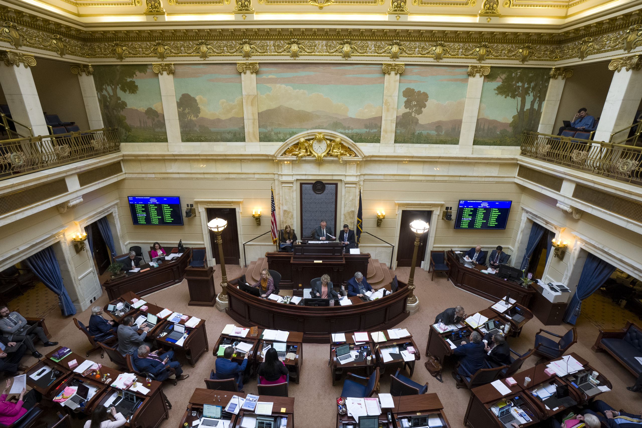 utahs-democratic-primary-becomes-a-battle-over-the-partys-future