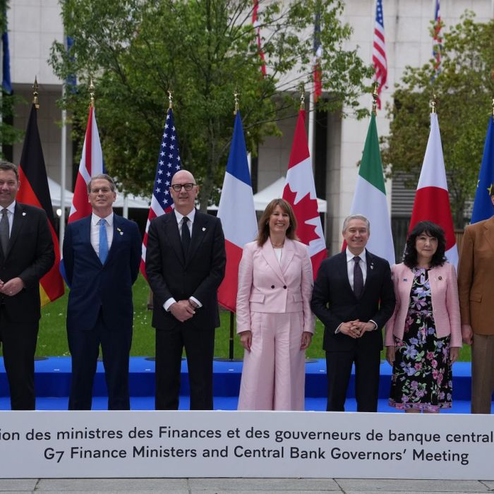 Iran War Dominates as Trump Lines Up Middle East Meetings at France’s G7 Summit