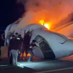 Heroes on the Highway: How Strangers With a Sledgehammer Raced to Save a Burning Plane in Texas 5 Strangers With a Sledgehammer Raced to Save a Burning Plane