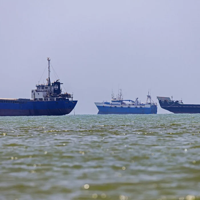 Iran Pushes “Insurance Fees” and Control Over Strait of Hormuz as Ships Sail Quietly Through