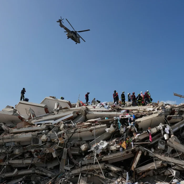 U.S.-Iran Tensions Flare, Venezuela Earthquake Toll Climbs, and Trump’s New ICE Pick