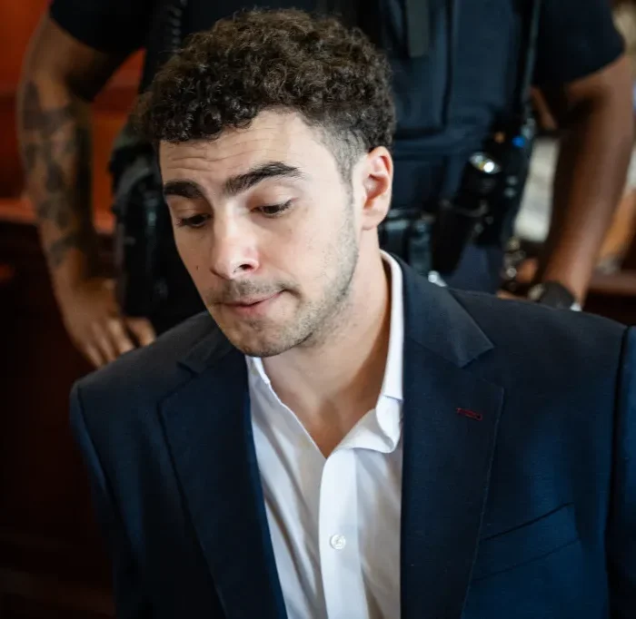 Luigi Mangione’s Legal Team Abruptly Drops Psychiatric Defense Ahead of Trial