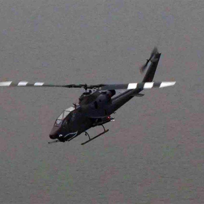 Trump Says U.S. Apache Crew Safe After Helicopter Goes Down Near Strait of Hormuz