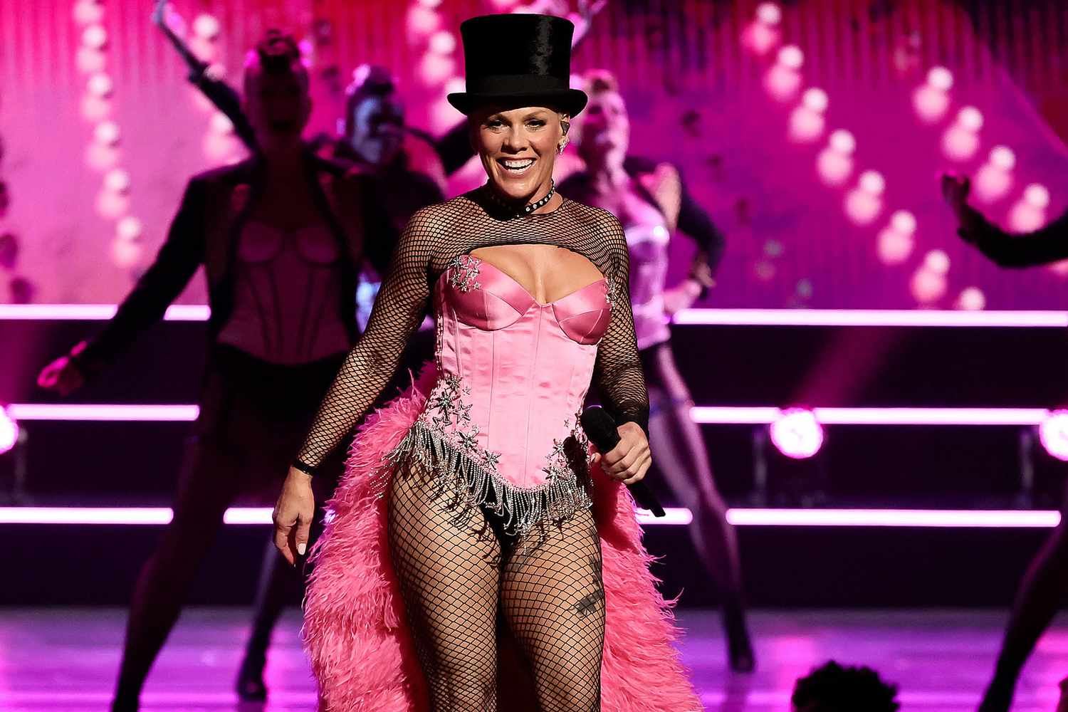 inside-pinks-star-studded-tony-awards-opening-aerial-stunts-self-deprecating-jokes-and-a-viral-lady-marmalade