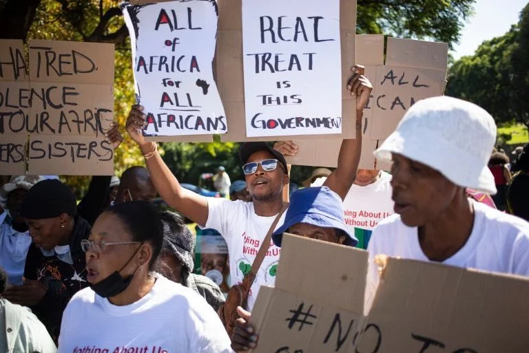 leave-or-return-in-a-coffin-the-anti-migrant-threat-forcing-foreigners-out-of-south-africa