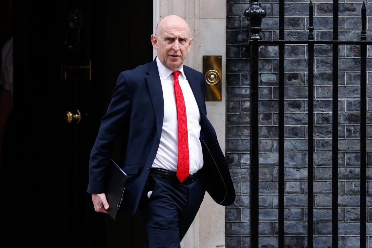 uk-defence-ministers-quit-over-spending-plan-as-carns-demands-a-new-way-of-governing