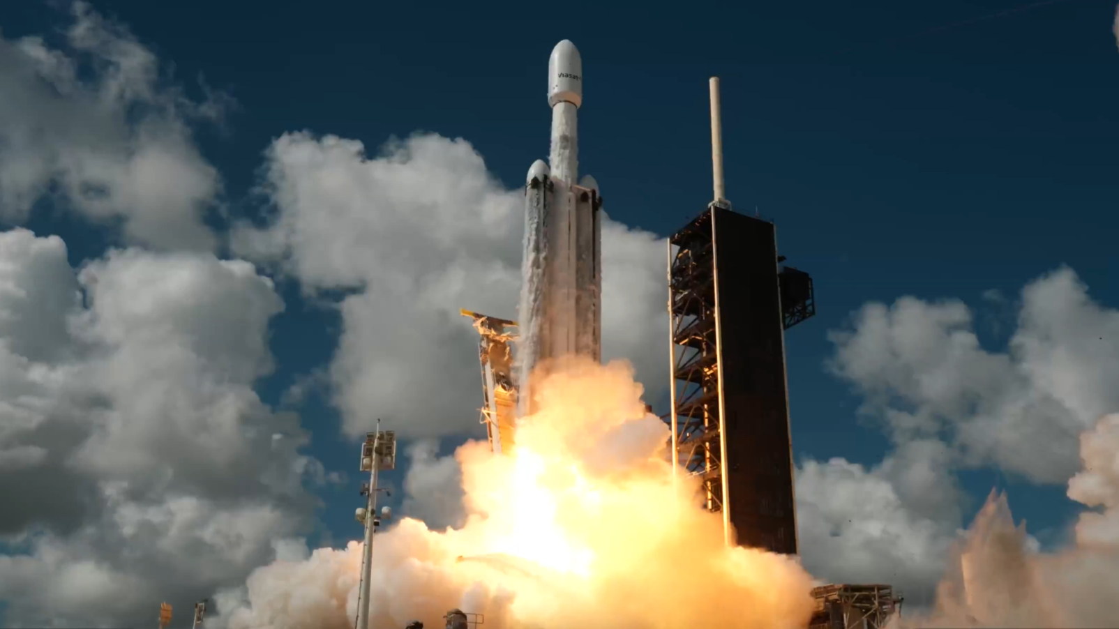 japans-h3-rocket-roars-back-with-successful-launch-after-december-failure