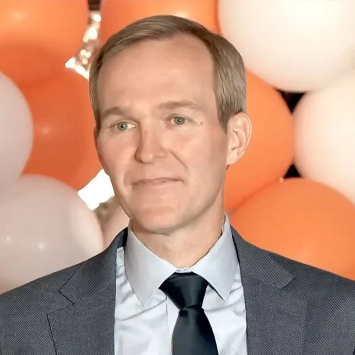 Ben McAdams Beats Progressive Challengers in Utah’s Reshaped House Race