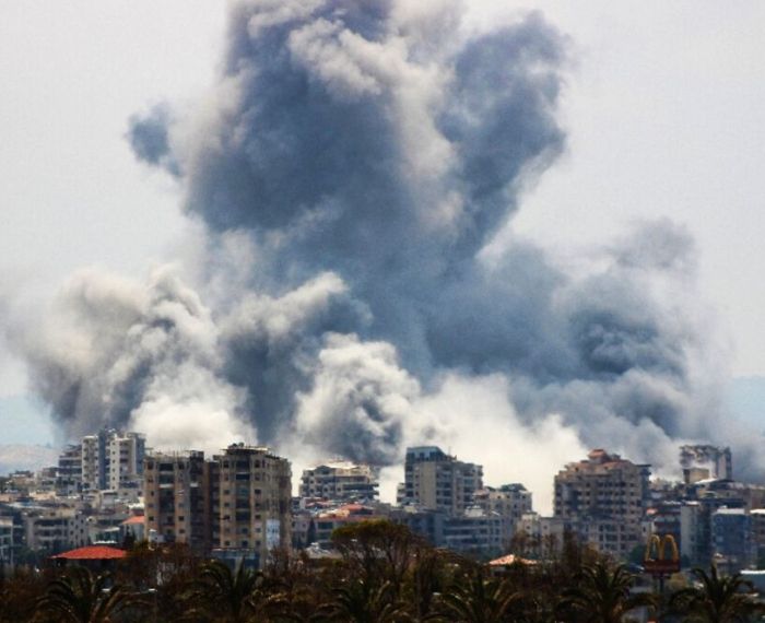 Netanyahu Orders Strikes on Beirut Suburbs as Israel-Hezbollah War Intensifies