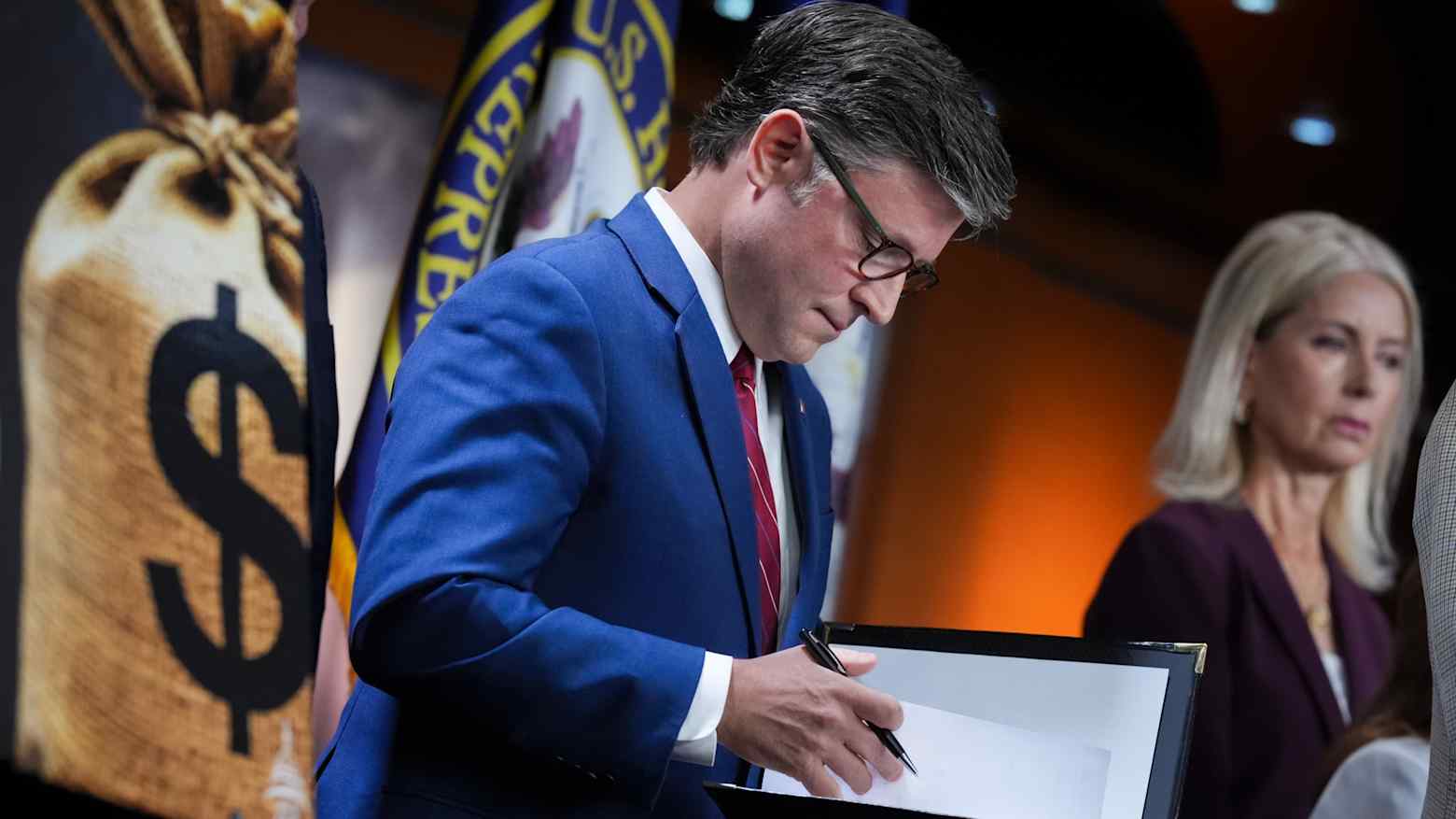 house-defies-trump-congress-moves-to-limit-presidential-war-powers-over-iran