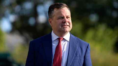 trump-stands-firm-on-pulte-appointment-as-fisa-surveillance-deadline-looms