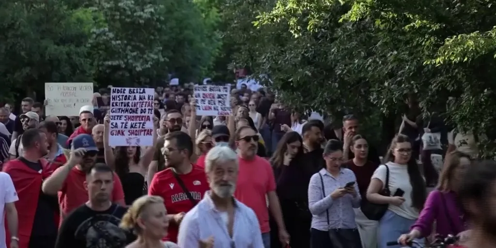 albania-protests-erupt-over-jared-kushners-adriatic-luxury-resort-plans