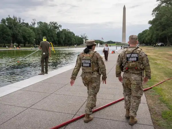 Olympic Canoeist Detained at Lincoln Reflecting Pool Rejects Vandalism Accusations