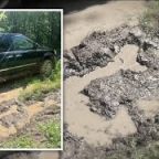 Last-Minute Trail Change Saved a Woman Trapped in Mud