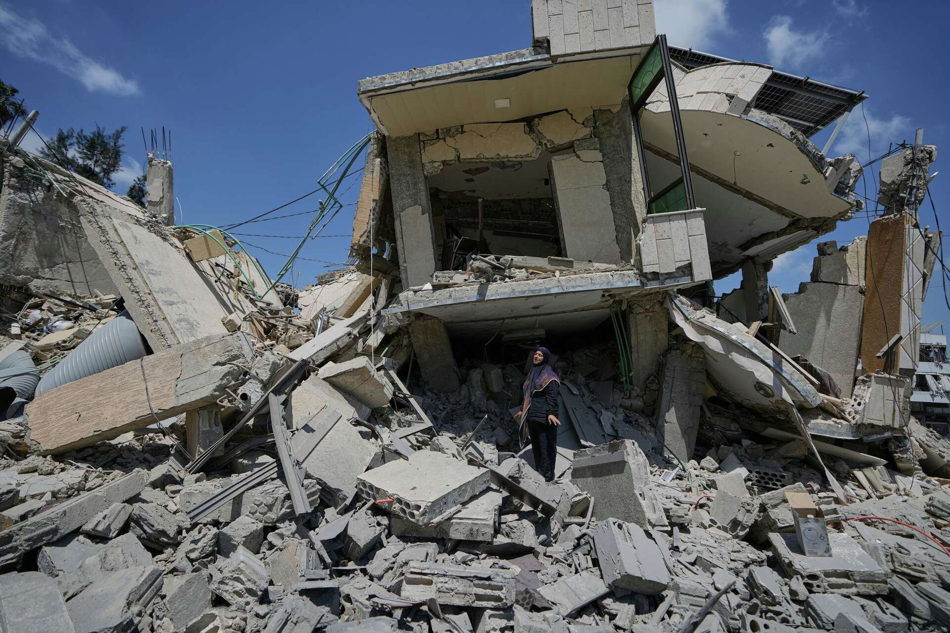 us-and-iran-clash-publicly-over-nuclear-inspections-as-fragile-ceasefire-wobbles