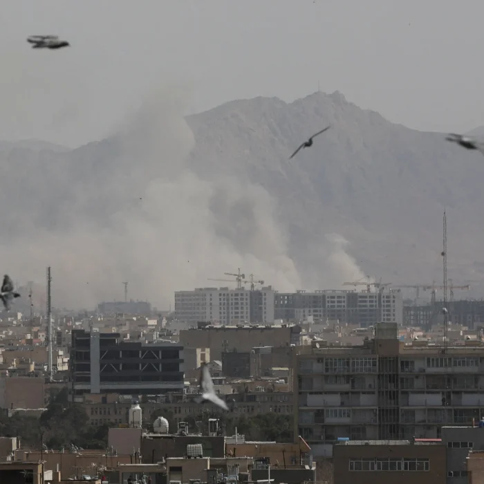 Bombing Without an Exit: Why Neither Washington Nor Tehran Can Break the Hormuz Deadlock